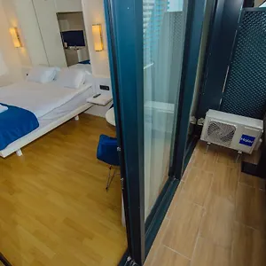 V. Orbi City شقة باتومي
